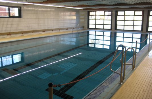 Schwimmbad Gebrüder-Grimm-Schule